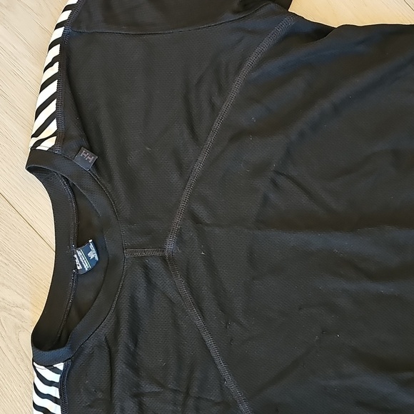 Helly Hansen Women's LIFA Crew Base Layer Long Sleeve, Large - Picture 2 of 11